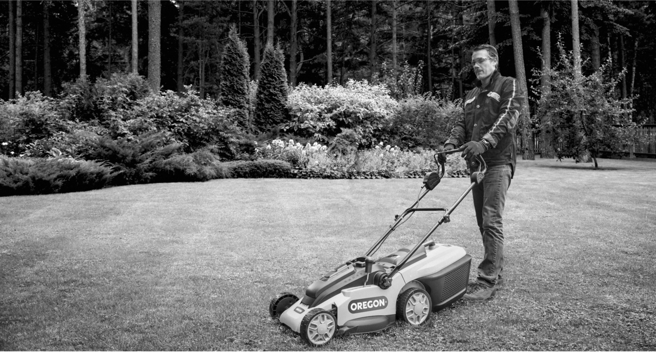 Akku-Rasenmäher Oregon LM300, ohne Zubehör
