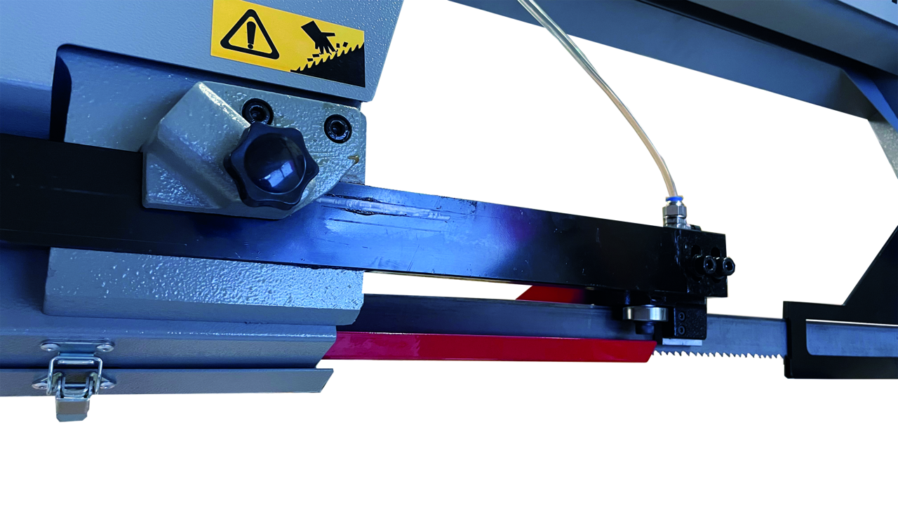Scie à ruban à métaux Proton BSS-330VTSA