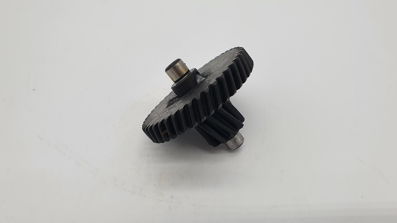 Welle mit Zahnrad Proton zu BSP-170VM
